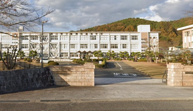 高校・高専　岡山県立勝間田高等学校（高校・高専）まで880m
