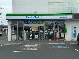 コンビニ　ファミリーマート 神辺町新徳田店（コンビニ）まで540m