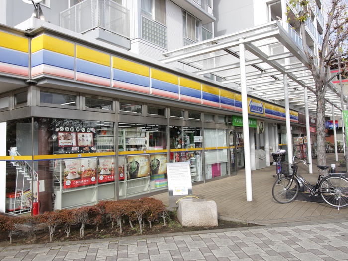 コンビニ　ミニストップ　潮見駅前店（コンビニ）まで459m