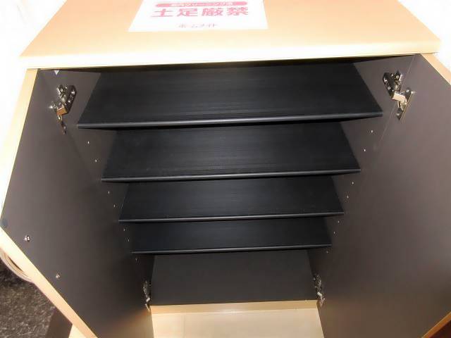 その他設備　靴の収納スペースです。
