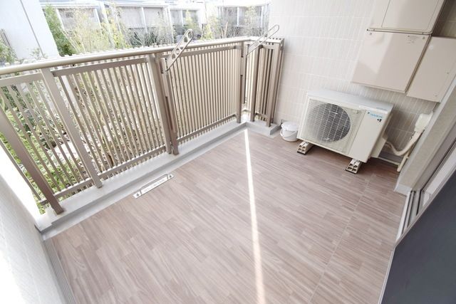 バルコニー　室内・室内設備