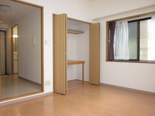その他部屋・スペース　明るい居室です