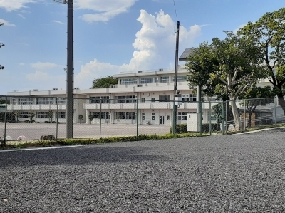 小学校　前橋市立時沢小学校（小学校）まで1600m