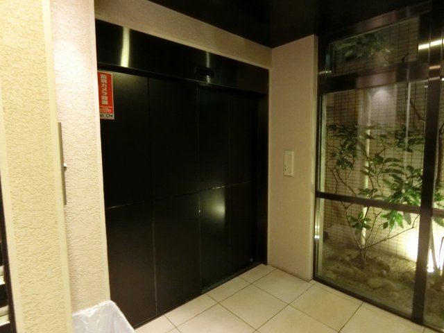 エントランス　詳細は、RISUMO江坂本店→06-6155-7137まで♪