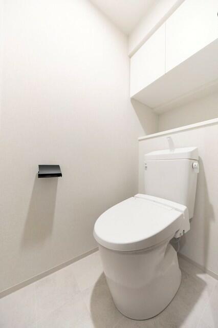 トイレ　※写真は同タイプ住戸です。