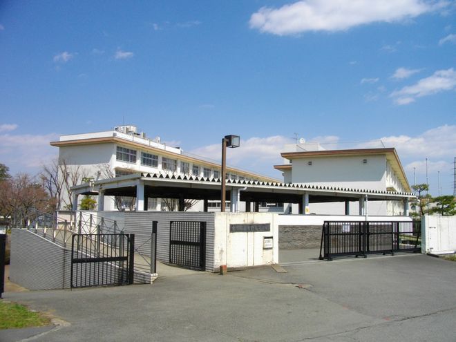 高校・高専　東京都立日野高校（高校・高専）まで695m