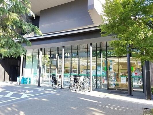 コンビニ　ファミリーマート 早稲田大学中野プラザ店（コンビニ）まで84m