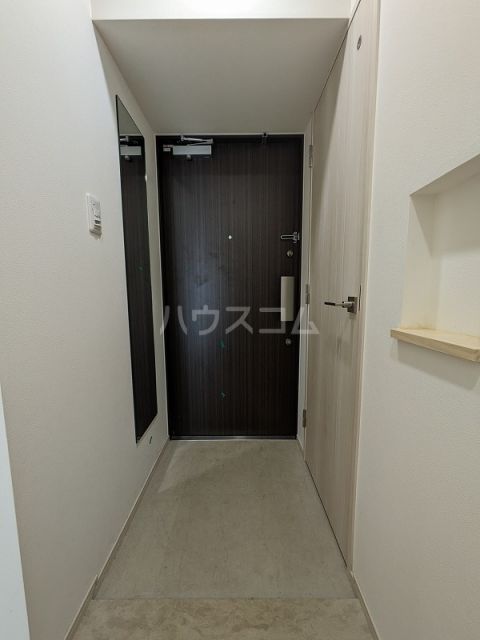 スプランディッド西日暮里の玄関写真
