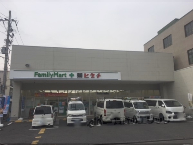 コンビニ　ファミリーマート薬ヒグチ西陣北（コンビニ）まで120m