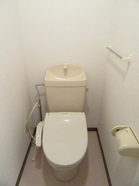 トイレ　ウォシュレット付き洋式トイレ♪