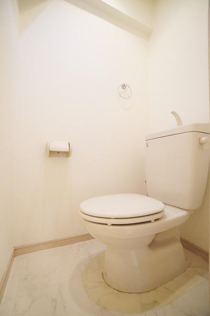 トイレ　シンプルで使いやすいトイレです