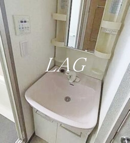 洗面設備　洗面台です。