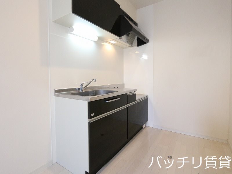 キッチン　※室内写真は同型タイプの為、現状優先となります。