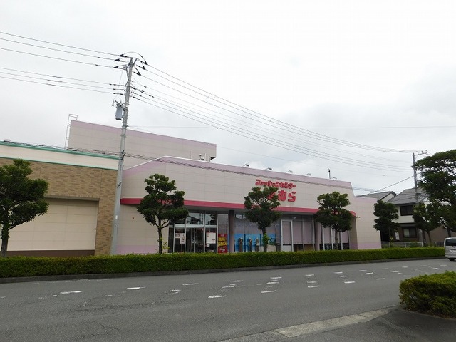 ショッピングセンター　ファッションセンターしまむら富士南店（ショッピングセンター）まで892m