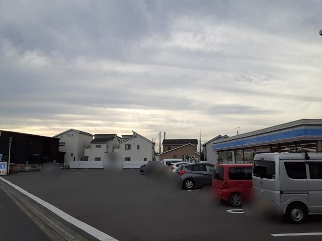 コンビニ　ローソン 茅ヶ崎甘沼店（コンビニ）まで435m