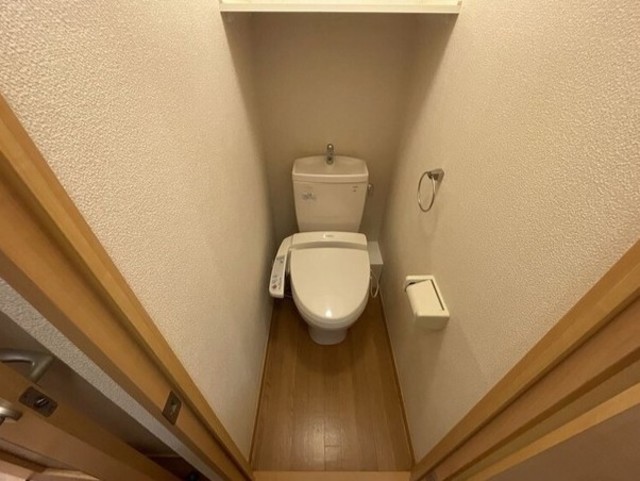 トイレ　別部屋同仕様タイプ