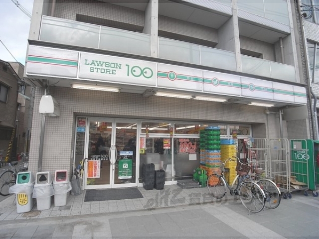 コンビニ　ＬＡＷＳＯＮＳＴＯＲＥ１００京（コンビニ）まで200m