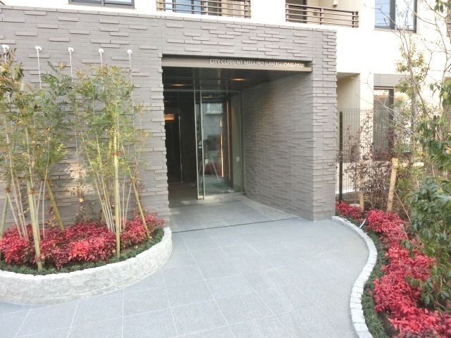 エントランス　★エントランス★