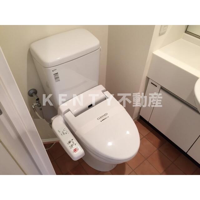 トイレ　落ち着いたトイレです