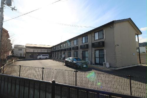 建物外観　嵯峨美術大学・嵯峨美術短期大学生へおススメ！