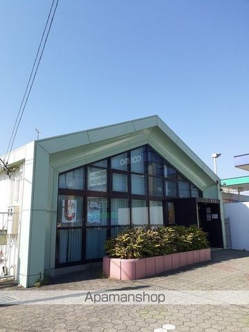 郵便局　山口平川郵便局（郵便局）まで750m