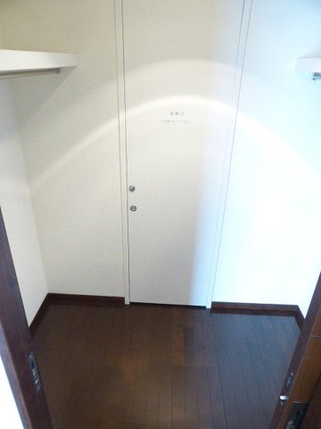収納　※別部屋の参考写真です。