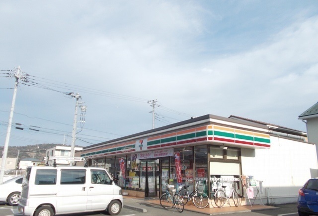 コンビニ　セブンイレブン成田北店（コンビニ）まで290m