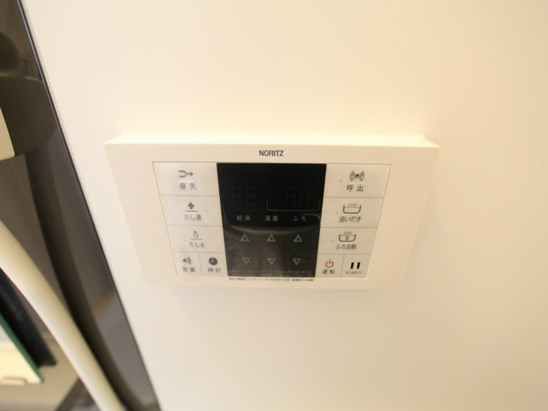 その他設備　追い焚き機能　オートバス機能付給湯設備