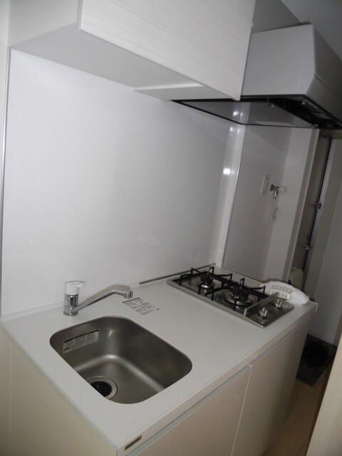 キッチン　別部屋参考写真です