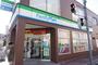 コンビニ　ファミリーマート 武蔵浦和駅東店（コンビニ）まで550m