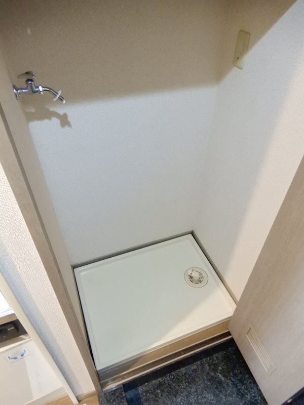 その他設備　洗濯機置場