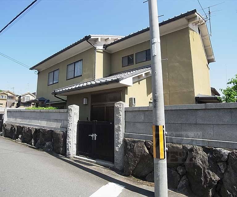 建物外観　貸家のお探しはアパマンショップ北大路店まで！