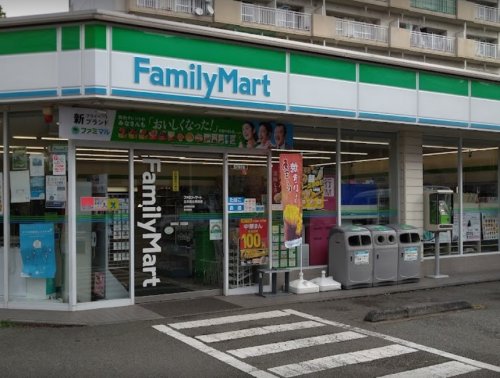 コンビニ　ファミリーマート 立川富士見町店（コンビニ）まで552m