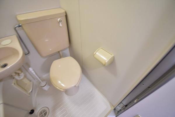 トイレ　同物件別室