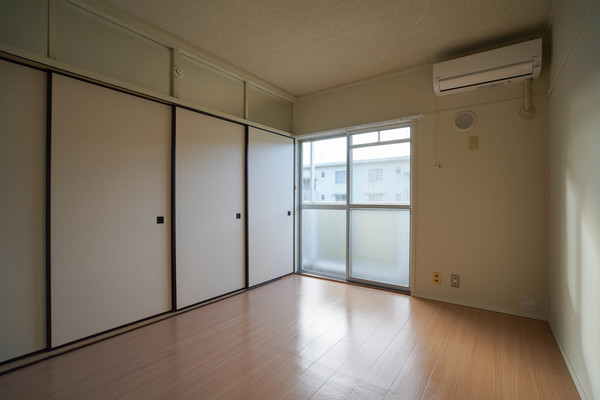 居室・リビング　同じ建物別のお部屋