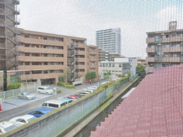 眺望　★バルコニーからの風景・閑静な住宅街です★