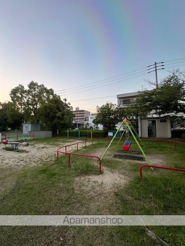 公園　堤溝公園（公園）まで600m
