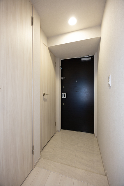玄関　※写真は同タイプ住戸です。