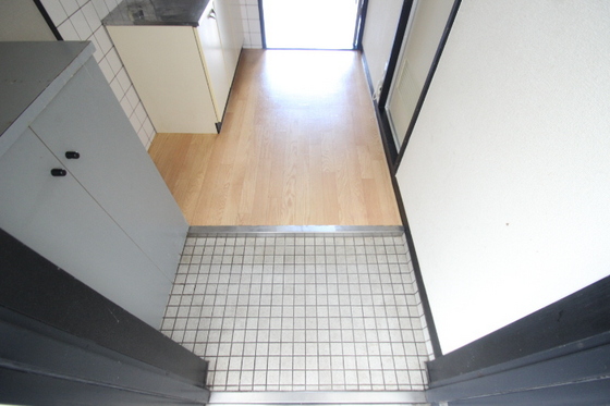 玄関　※別部屋の写真です