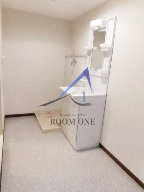 洗面設備　洗面台です。