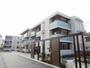 新石切駅より徒歩6分 築5年9ヶ月 3階建の賃貸物件