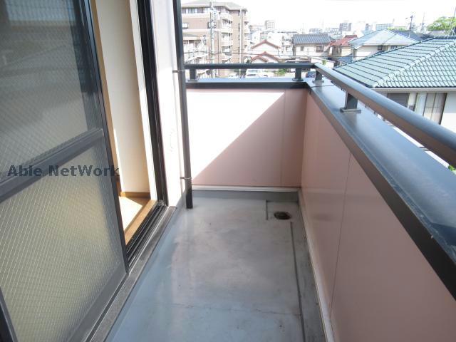 バルコニー　※同物件、別部屋の写真です