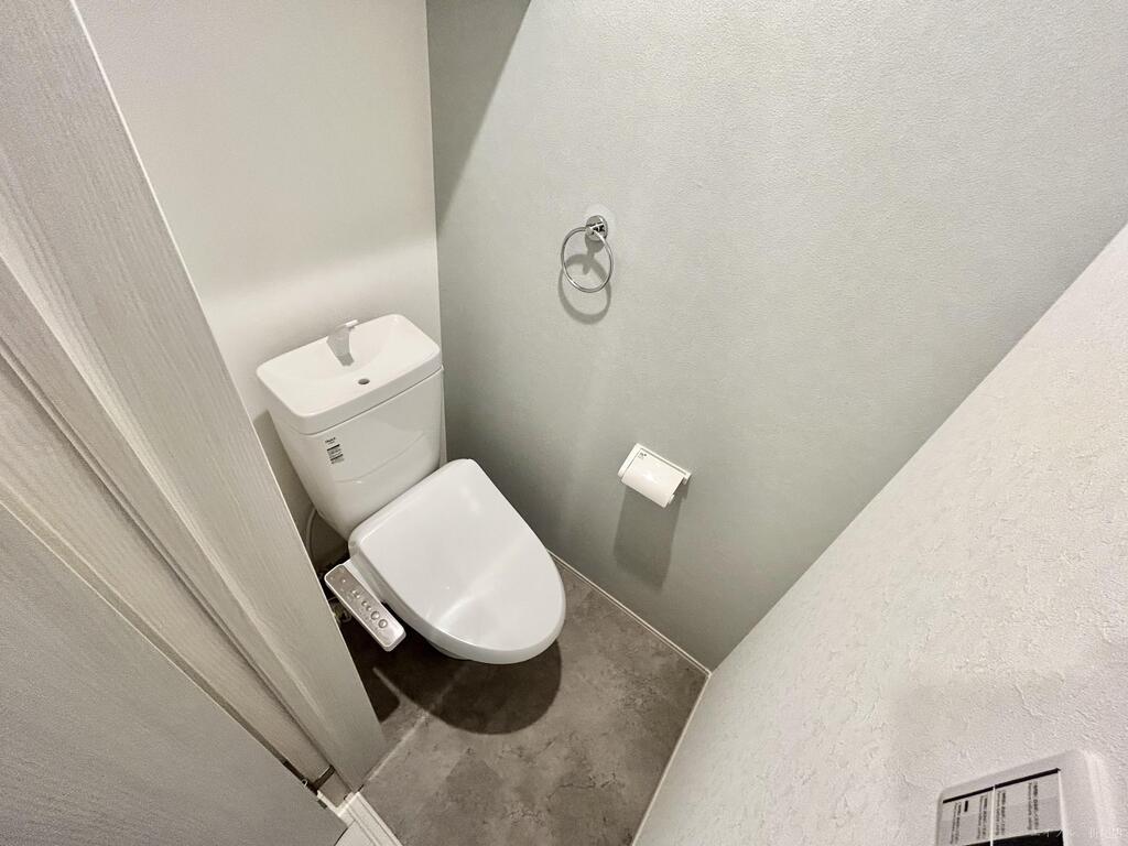 トイレ　他号室の写真です。