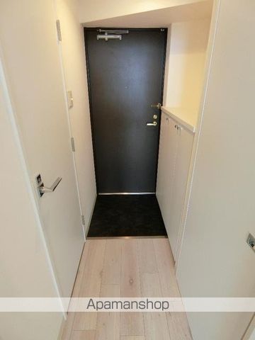 東急東横線 学芸大学駅 徒歩10分 13階建 築27年の玄関写真