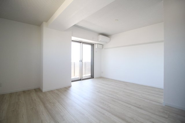 音楽マンション セレナーデ東長崎の居間写真