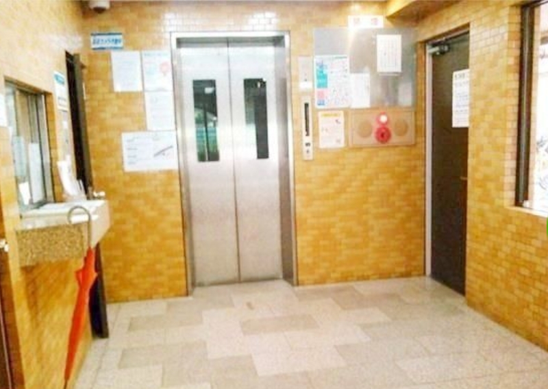 ロビー