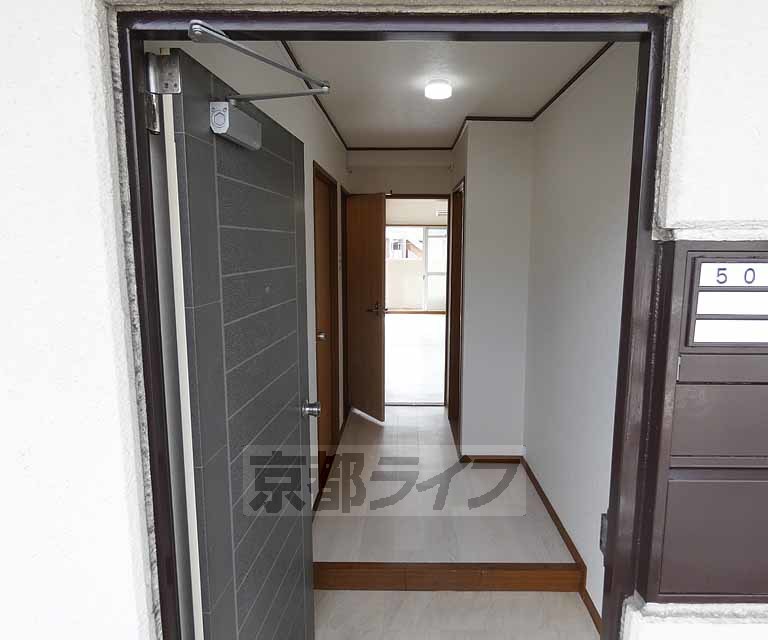 その他部屋・スペース　きれいな廊下です。