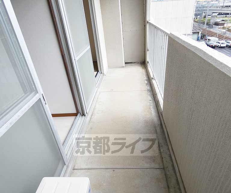 バルコニー　明るいバルコニーです。