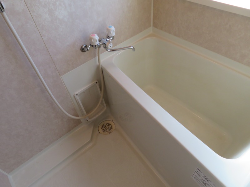 バス・シャワールーム　※他部屋画像です