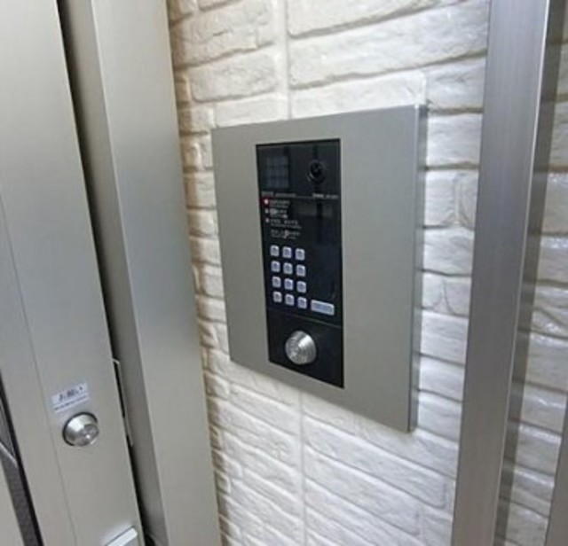 セキュリティ　オートロック完備
